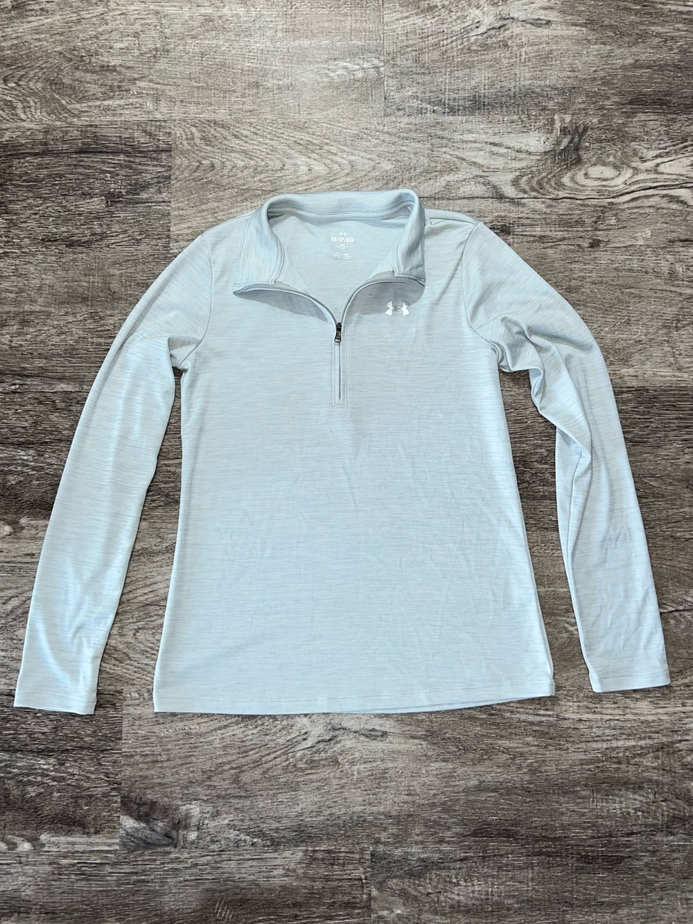 Under Armour Light Grey Long Sleeve Quarter Zip Activewear Top Women’s Size XS